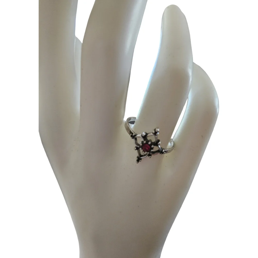 Silver Tone Ring with Red Stone Size 8 - Picture 5 of 6